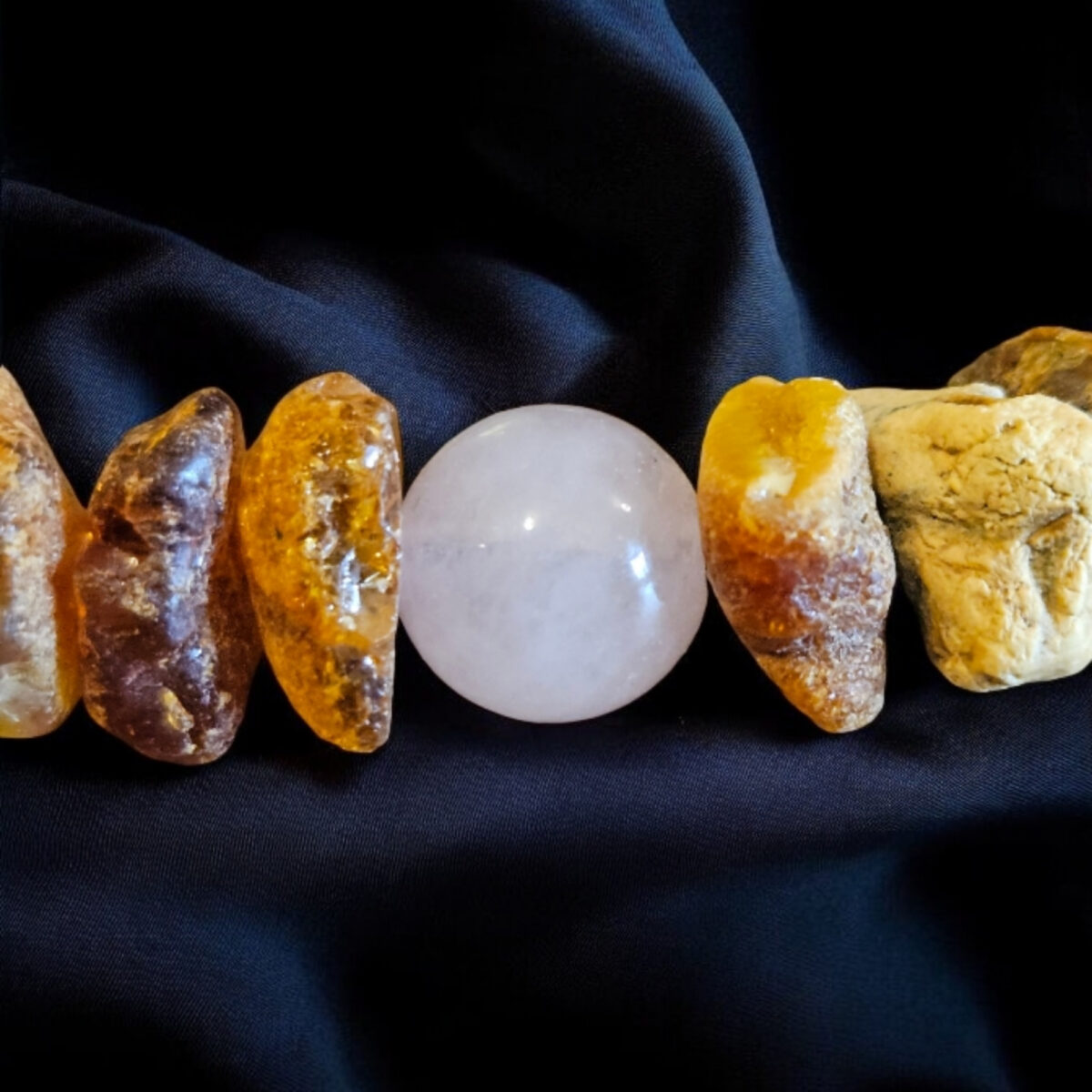 Natural Baltic Amber Dog Cat Pet Collar Tick Flea Adjustable Gemstone Crystal Fancy Jewelry for Dog Cat
