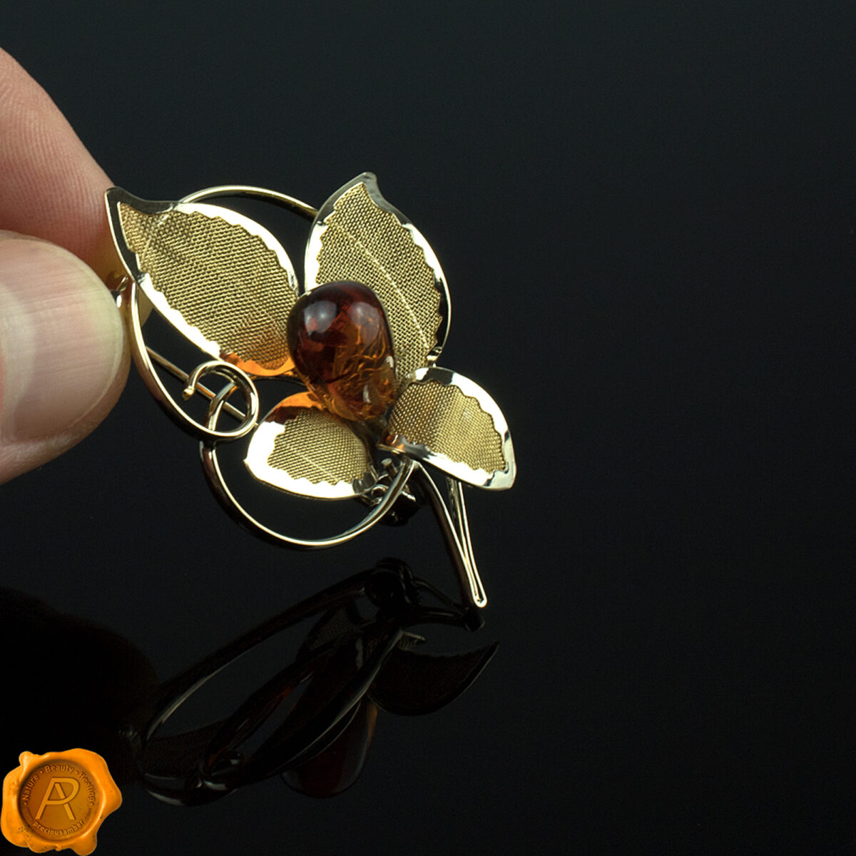 Amber Gold Flower Brooch - Image 2