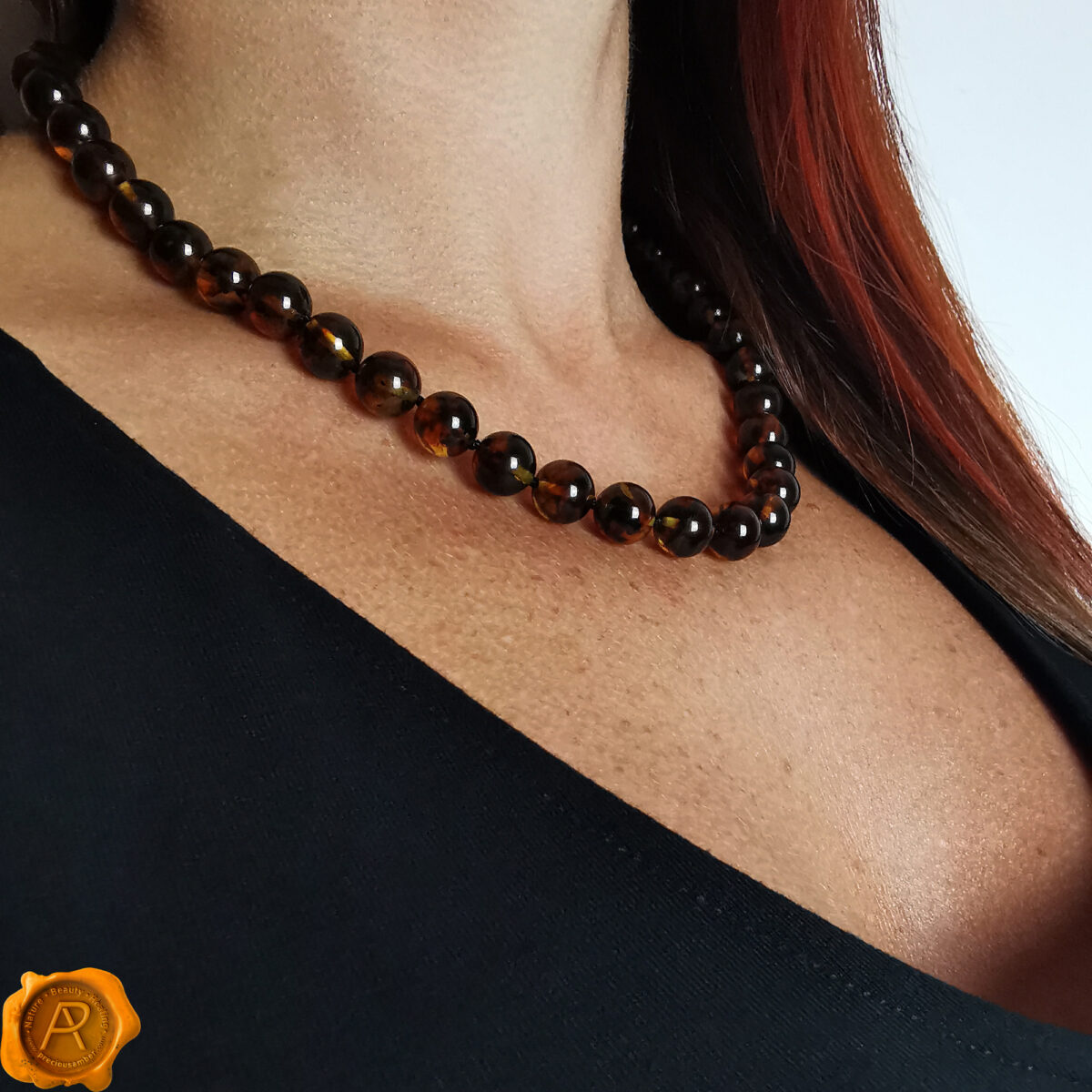 Earthy Green Amber Necklace - Image 2