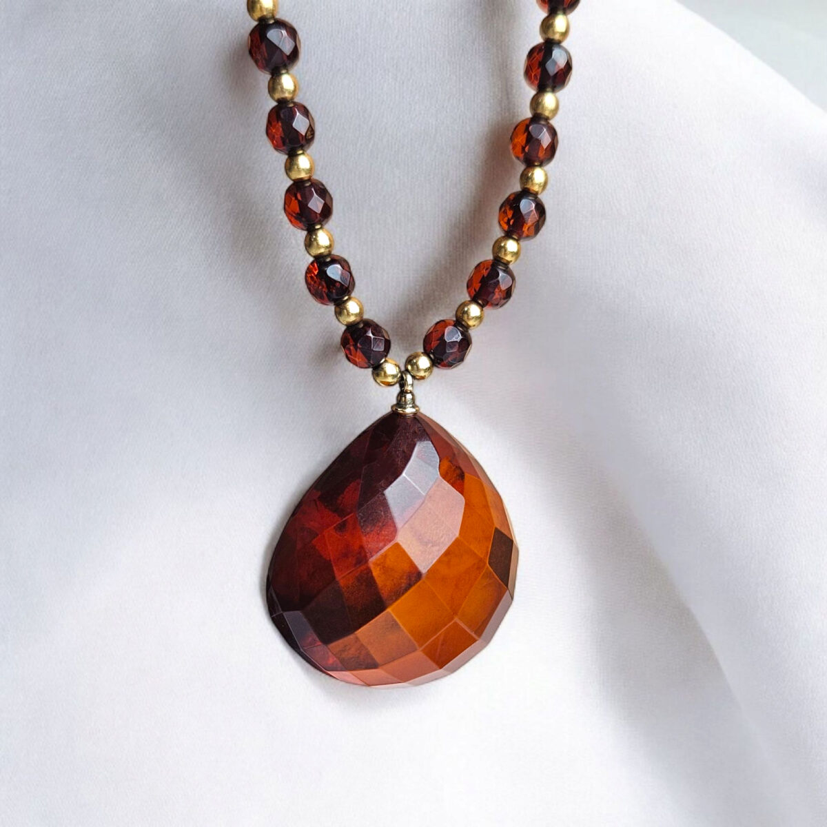 Luxurious Large Black Cherry Baltic Amber Teardrop Pendant Gold Necklace for Women, Red Chunky Gemstone Faceted Drop Jewelry Gift