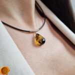 Green Amber Gold Choker Pendant - Image 2