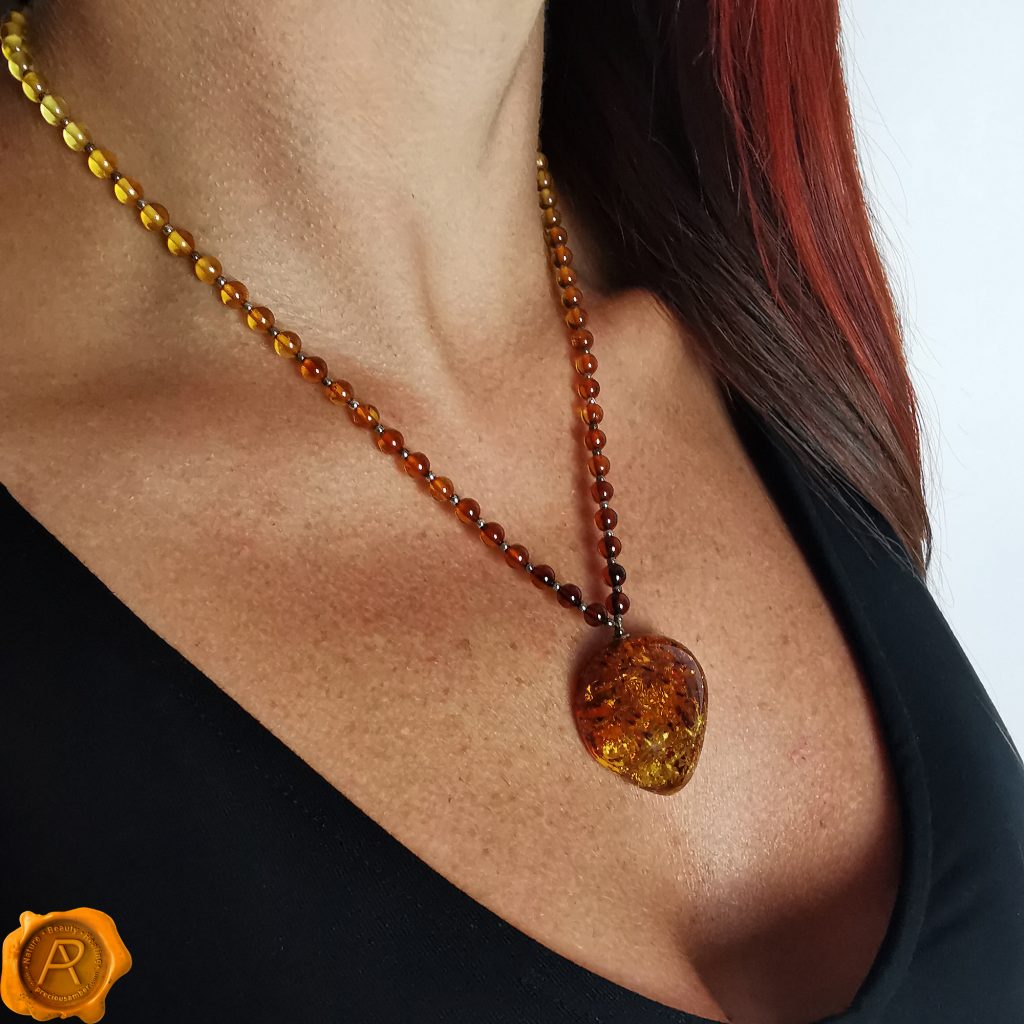 Amber Gold Pendant Necklace Precious Amber