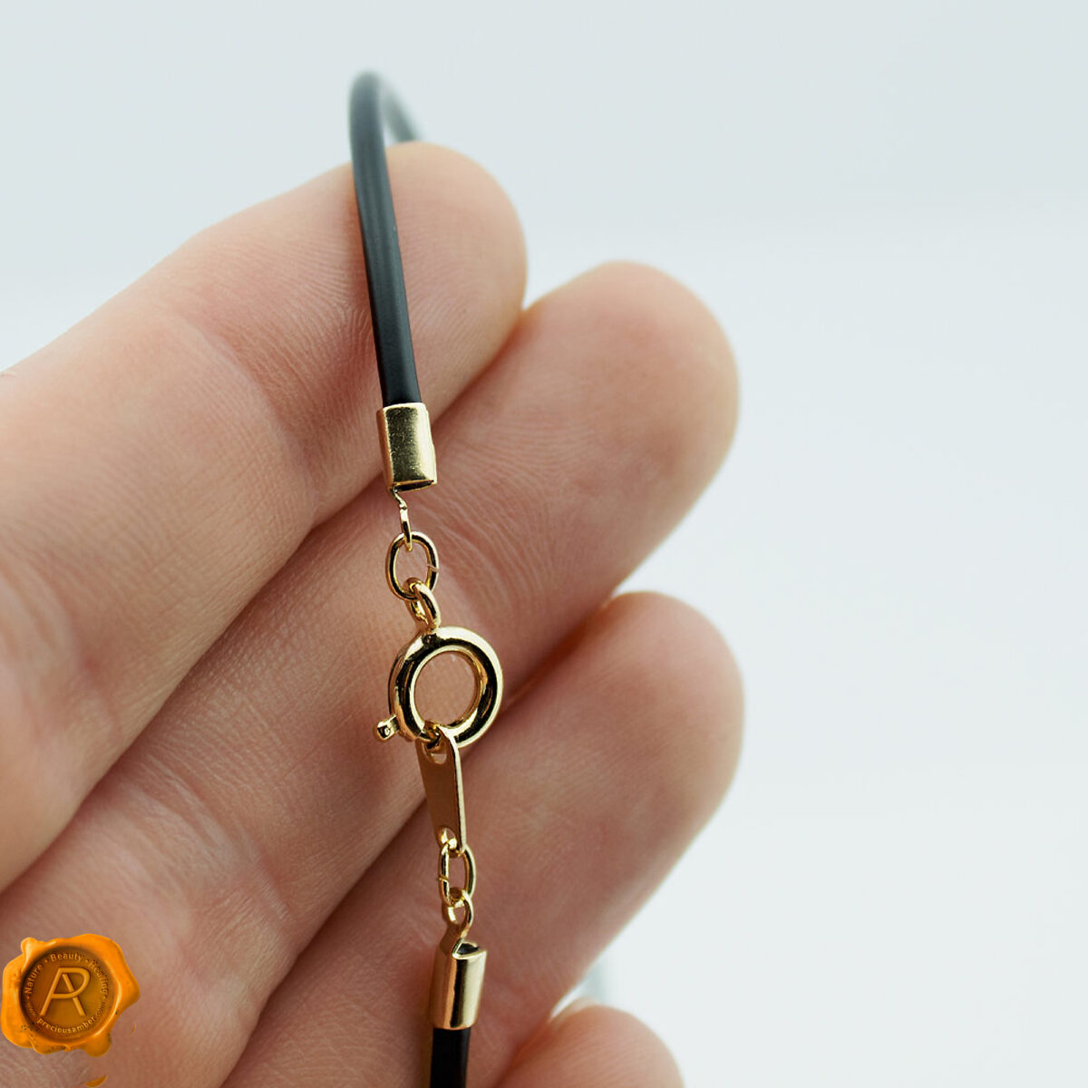 Amber Gold Choker Pendant - Image 6