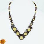 Luxury Amber V Necklace - Image 3