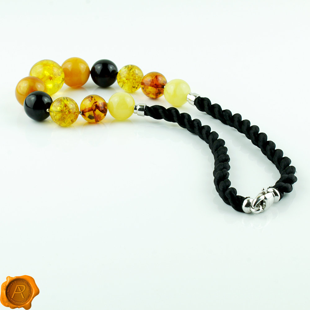 Luxury Large Amber Necklace - Image 4