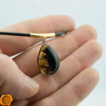 Green Amber Gold Choker Pendant - Image 5