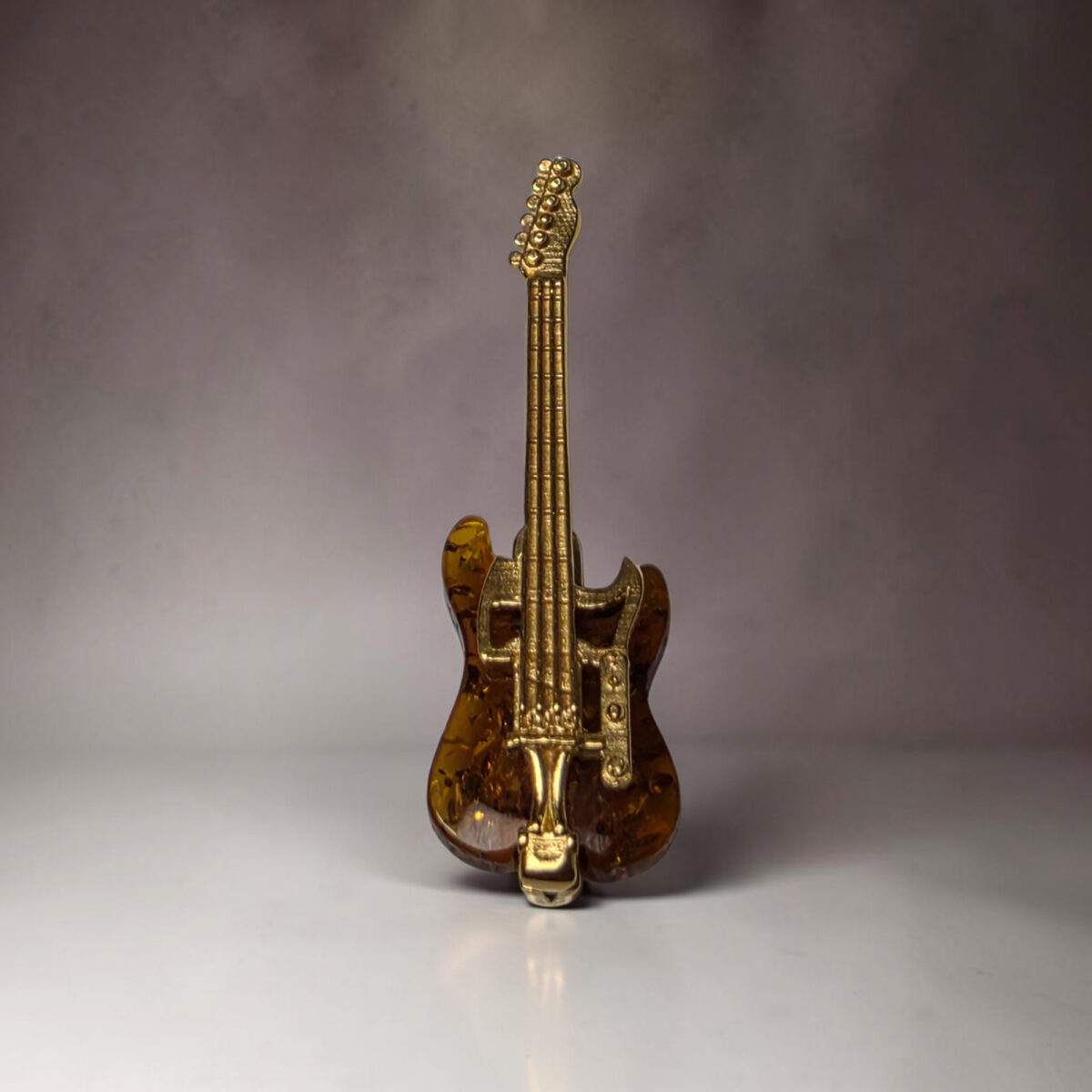 Amber Guitar Gold Pendant - Image 4