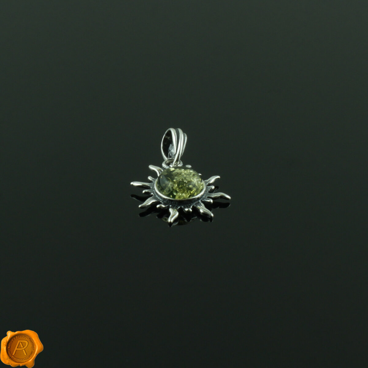 Green Amber Sun Pendant - Image 3