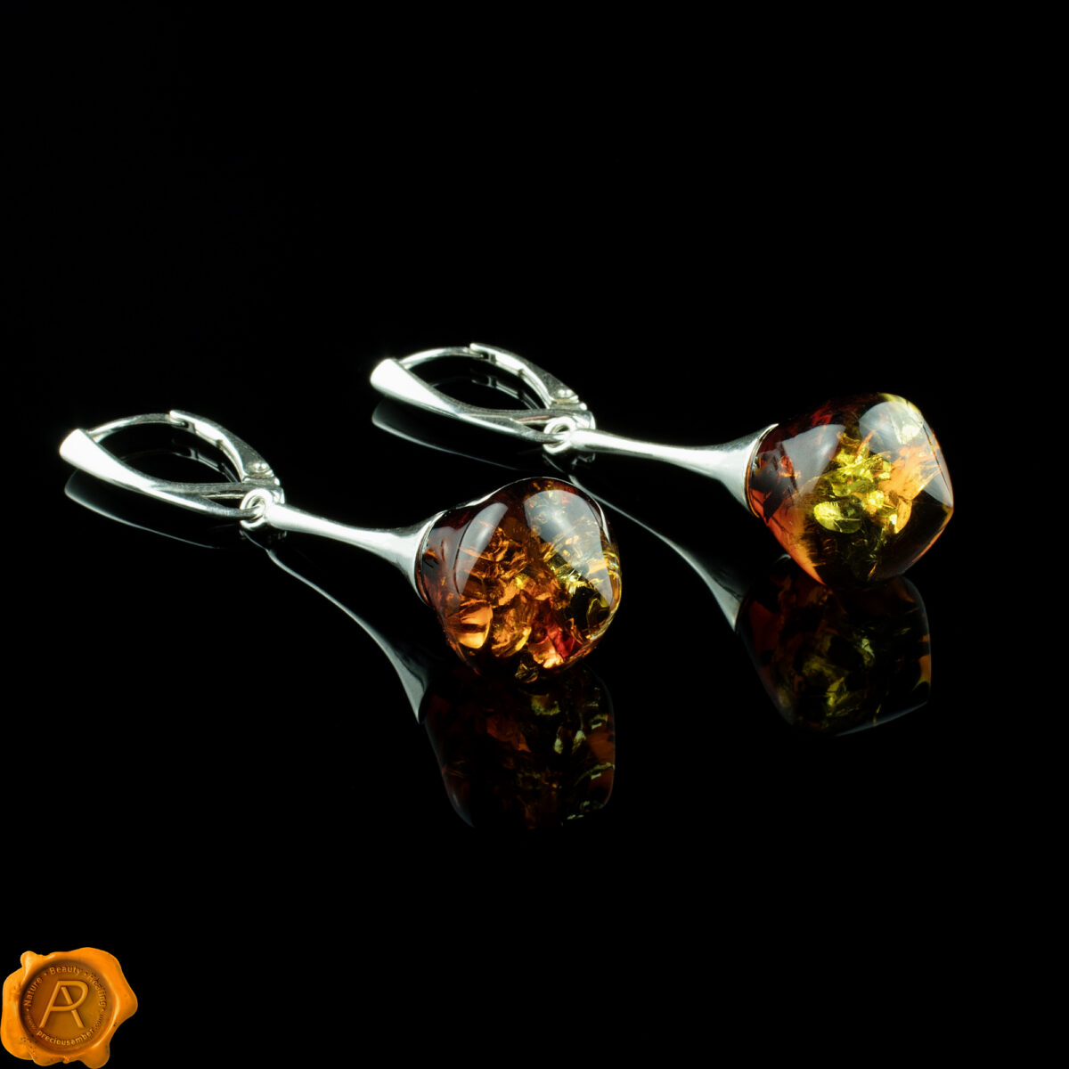 Luxurious Amber Silver Earrings - Image 3