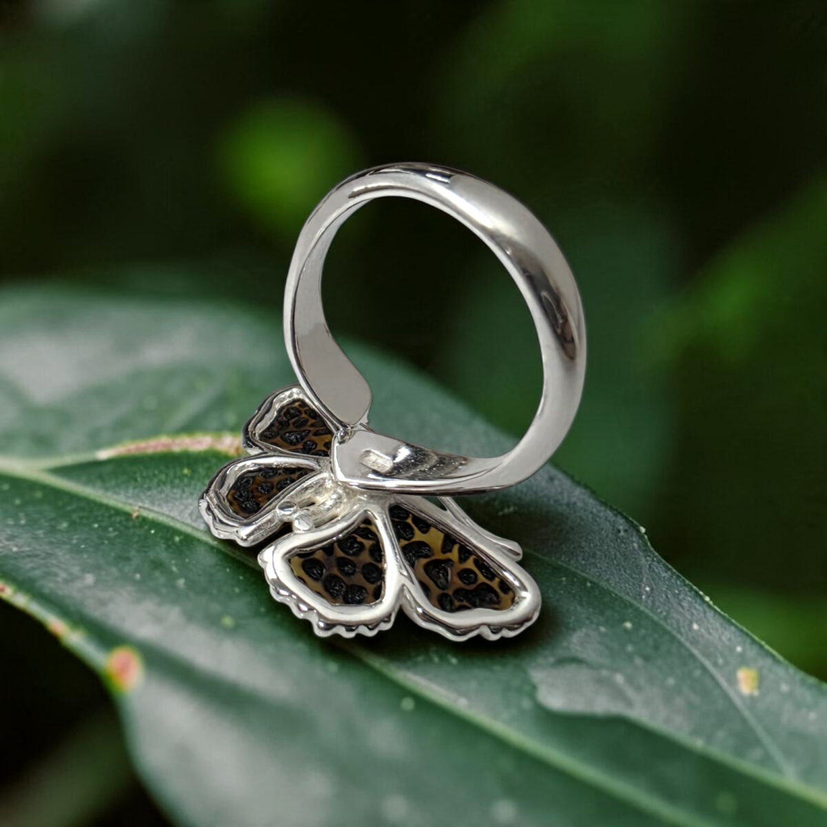 Adjustable Leopard Butterfly Amber Ring Silver - Image 5