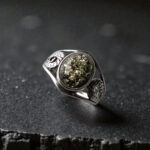 Green Amber Unisex Silver Ring - Image 3