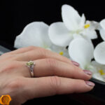 Celtic Green Amber Silver Ring - Image 2