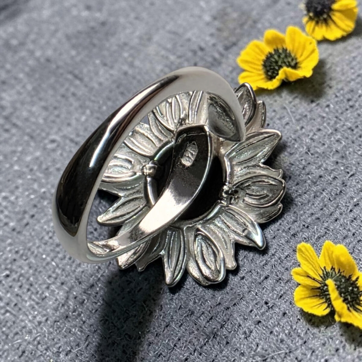 Carved Amber Sunflower Wrap Around Ring Silver - Image 5