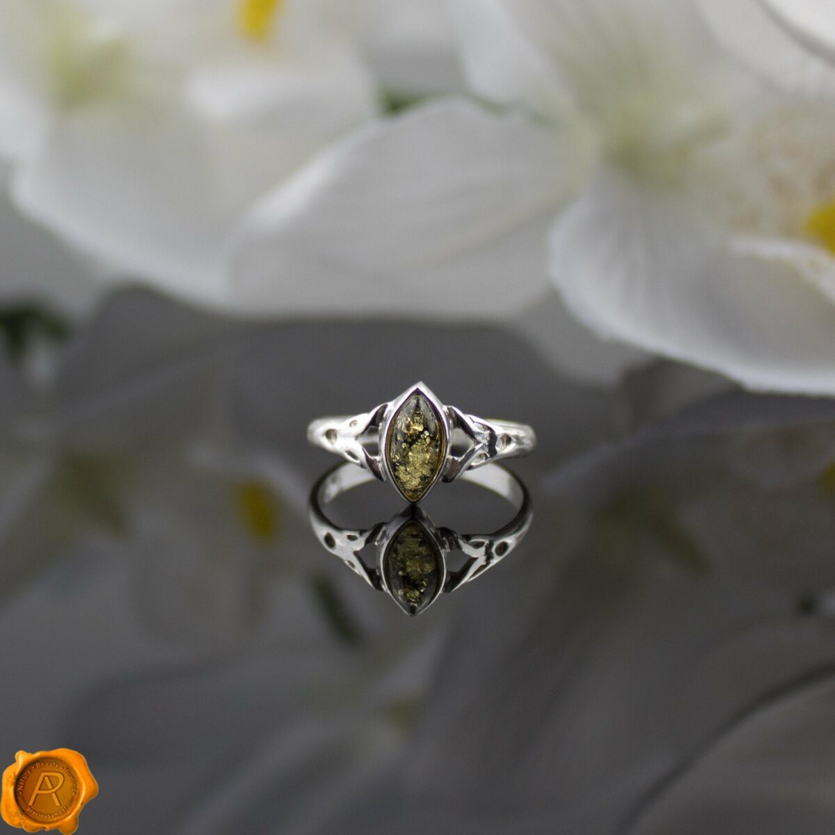 Celtic Green Amber Silver Ring - Image 1