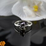 Green Amber Silver Kitty Ring - Image 3