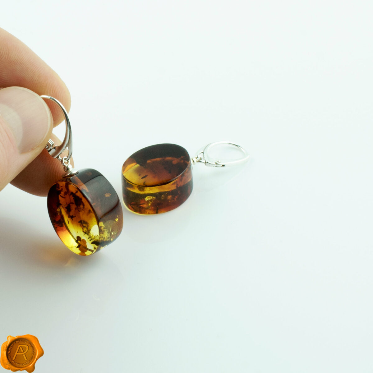 Gradient Amber Oval Earrings - Image 4