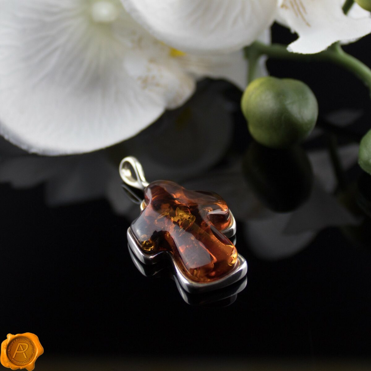 Large Amber Cross Pendant - Image 2