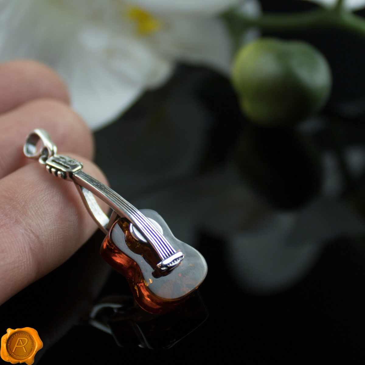 Amber Guitar Pendant - Image 5