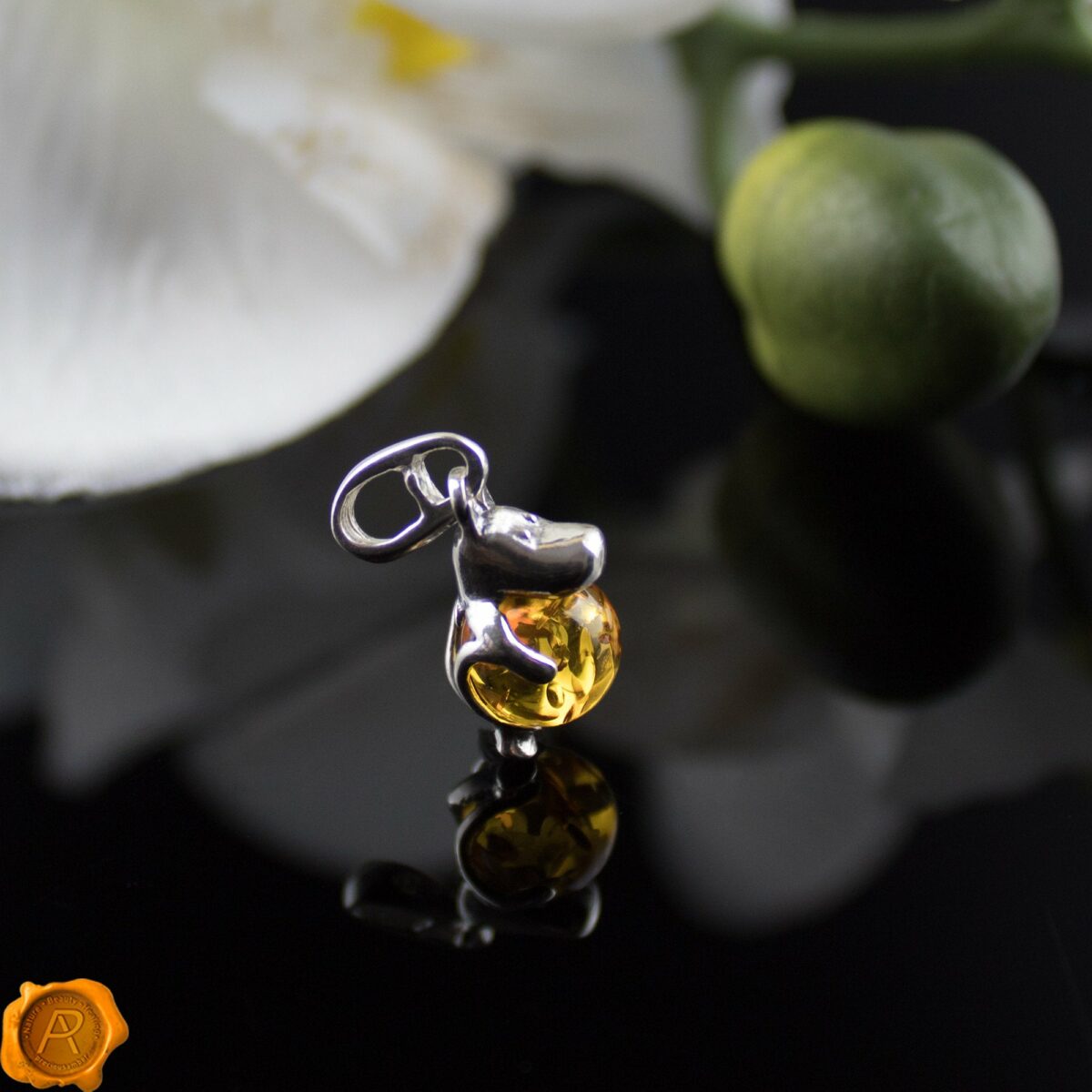 Hippopotamus Amber Pendant - Image 2
