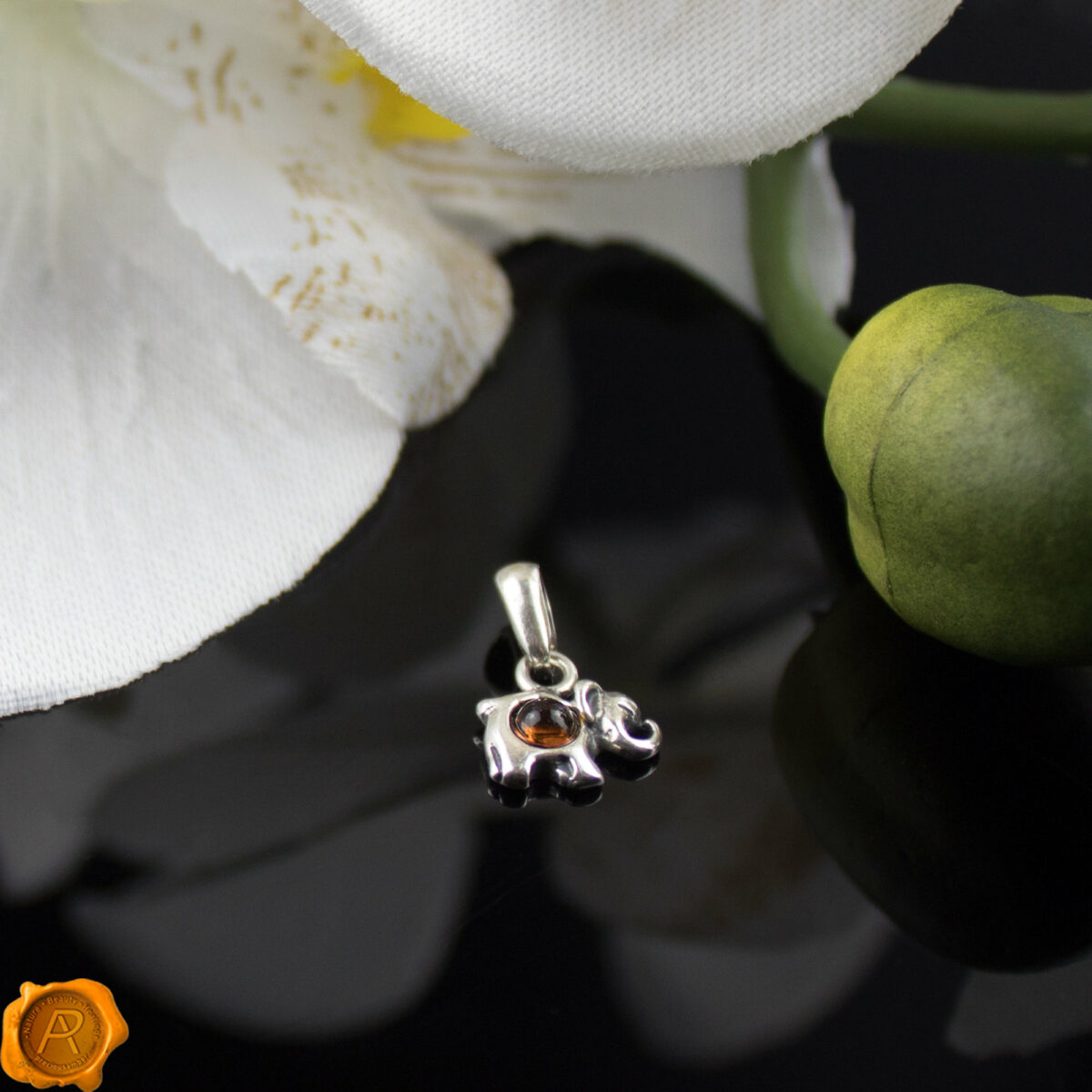 Dainty Elephant Amber Pendant - Image 2