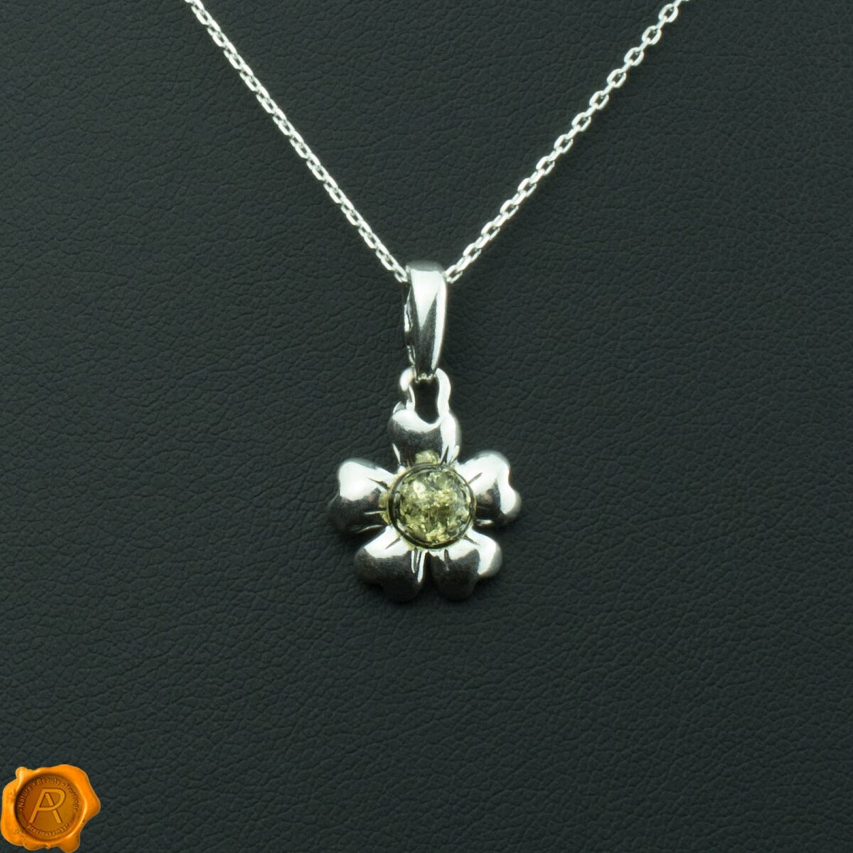 Green Amber Lucky Clover - Image 1