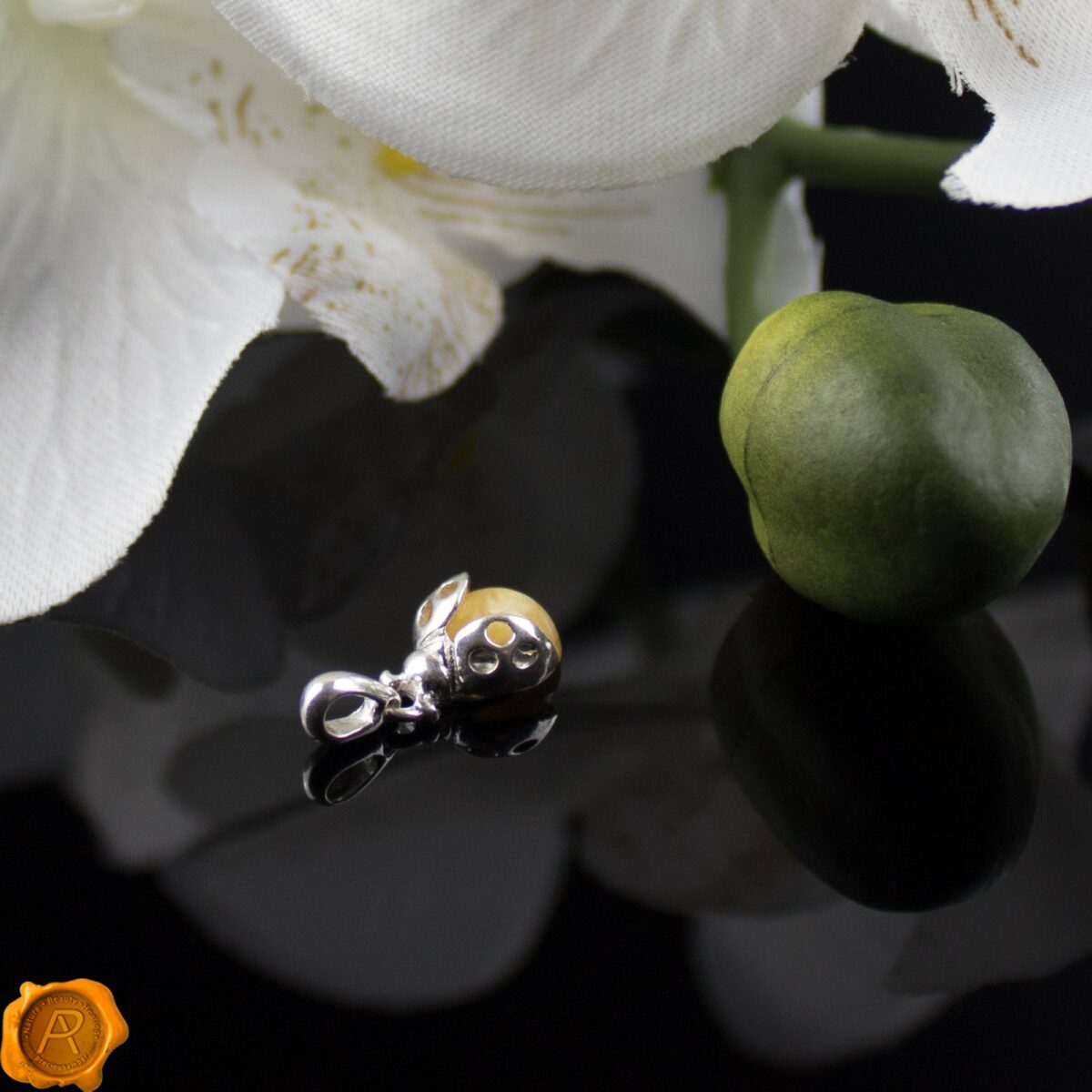 Dainty Ladybird Amber Pendant - Image 2