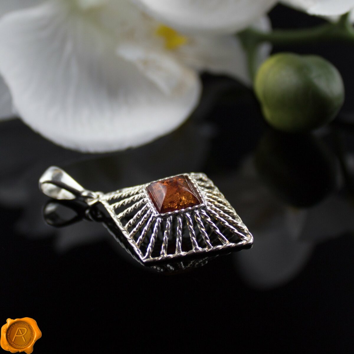 Geometric Amber Pendant - Image 2