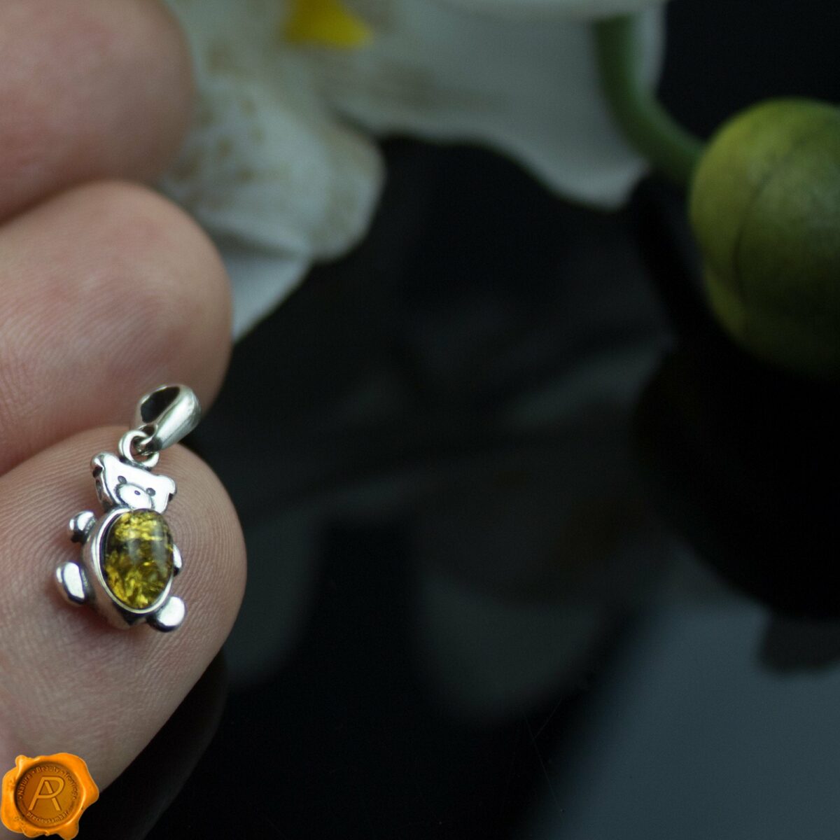 Teddy Green Amber Pendant - Image 3