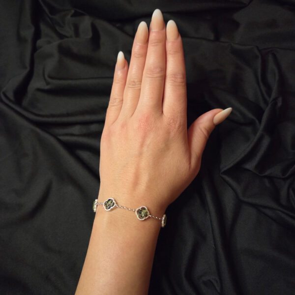 Celtic Green Four Leaf Clover Bracelet Baltic Amber Silver Link Bracelets | Lucky Charm Adjustable Gift for Her | Irish Inspired Jewellery