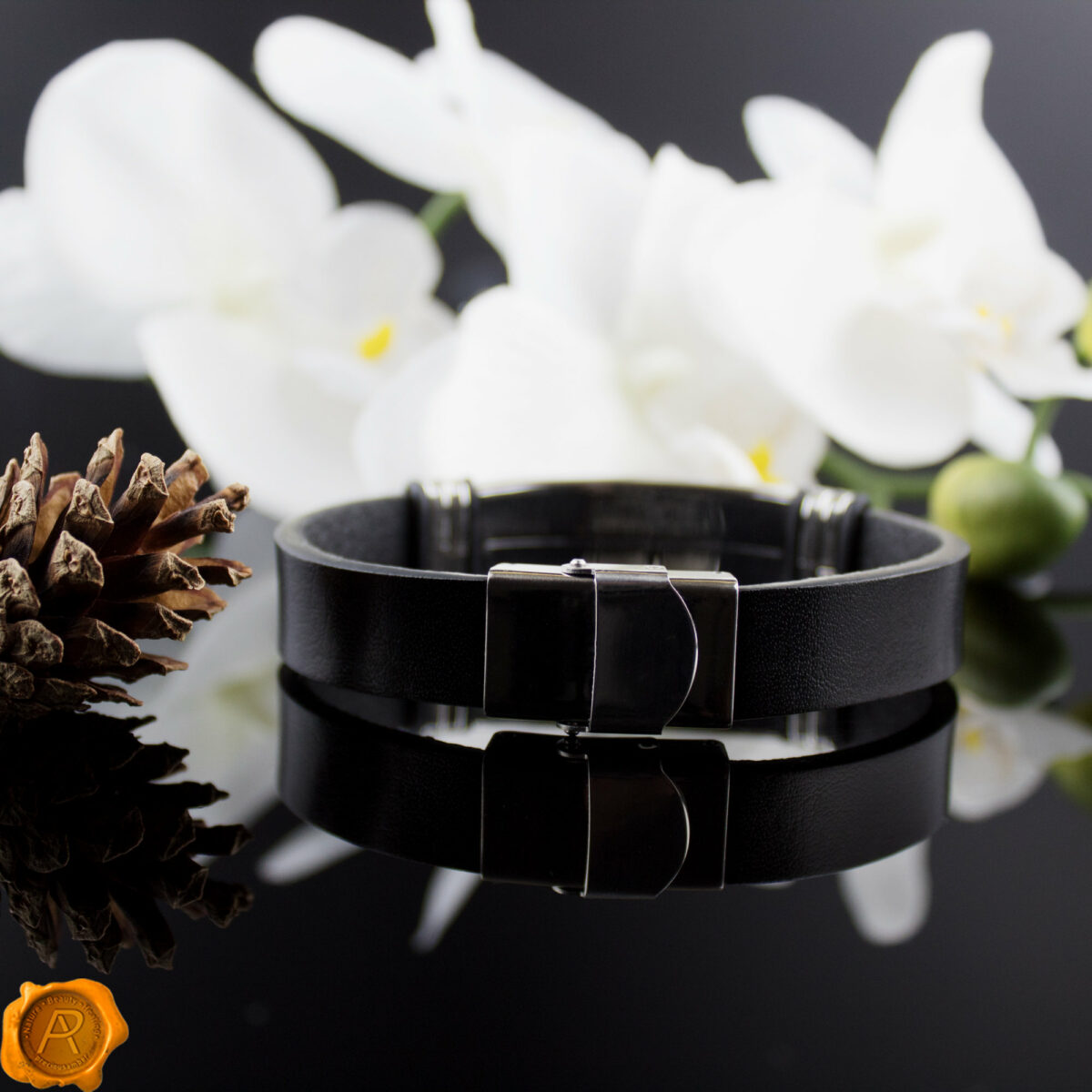 Leather Amber Bracelet - Image 4