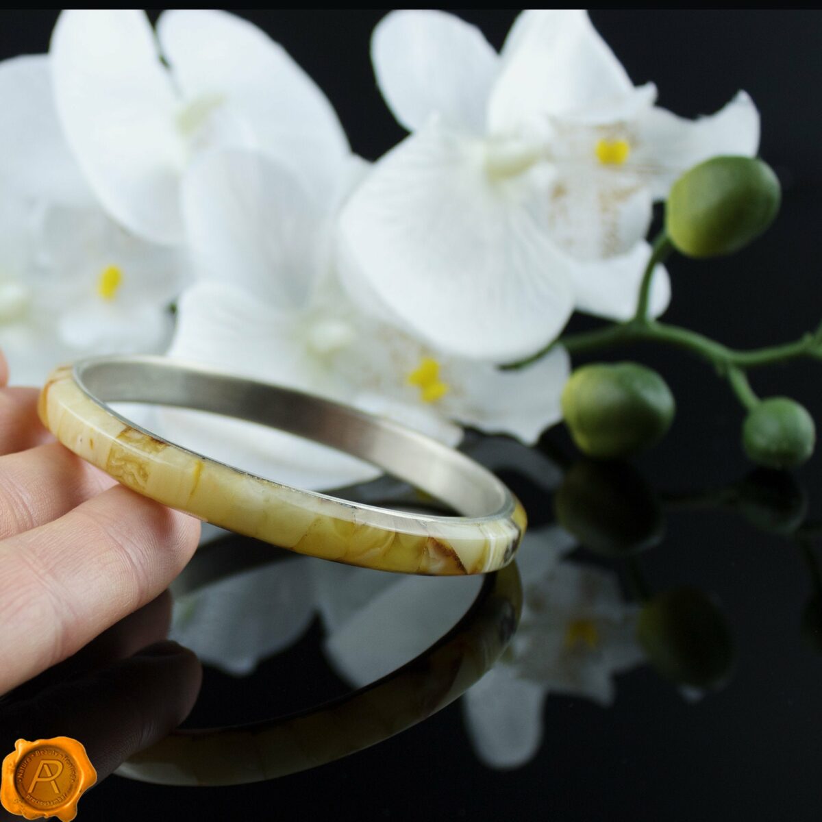 Amber Bangle Bracelet - Image 3