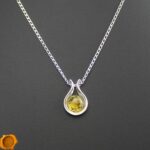 Green Amber Horseshoe Pendant - Image 3