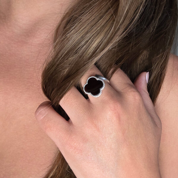 ADJUSTABLE Four Leaf Clover Celtic Large Cherry Baltic Amber Black Gemstone Silver Ring for Women Girls, Chunky Crystal Irish Luck Jewellery