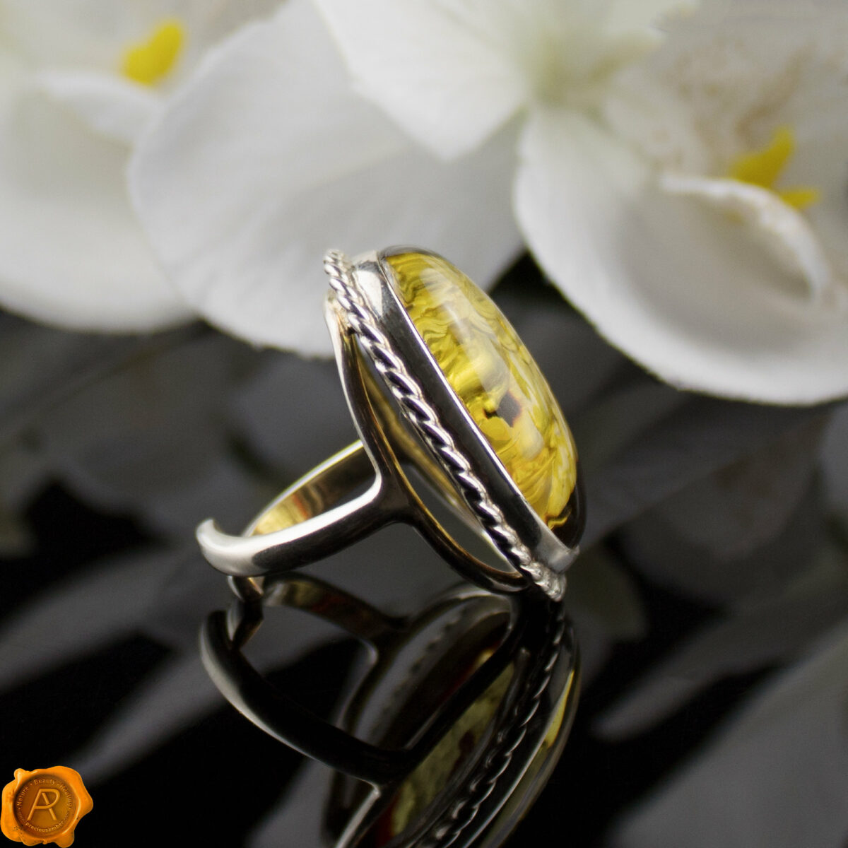 Amber Cameo Maiden Ring - Image 3