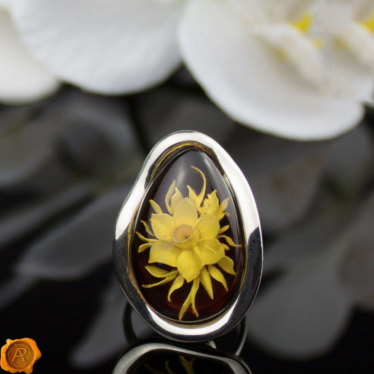 Amber Lotus Flower Cameo Ring - Image 1