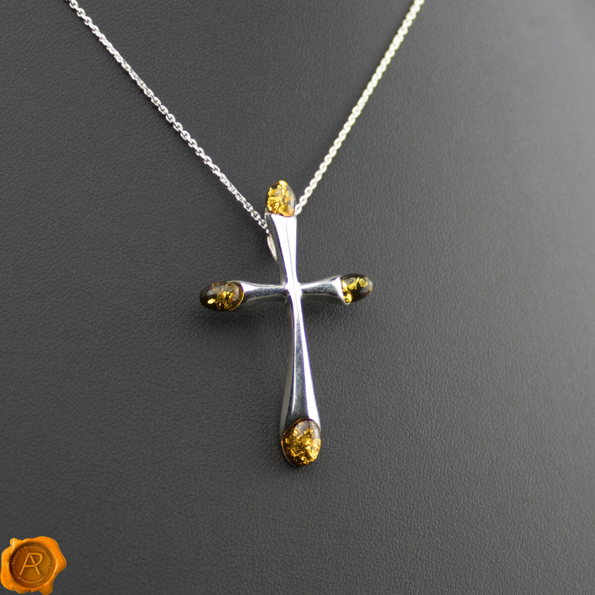 Elegant Green Amber Cross - Image 1