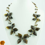 Amber Flower Necklace Green - Image 4