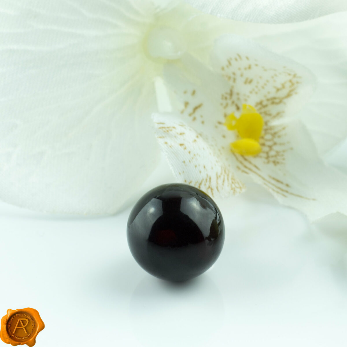 Cherry Amber Sphere 20mm - Image 3