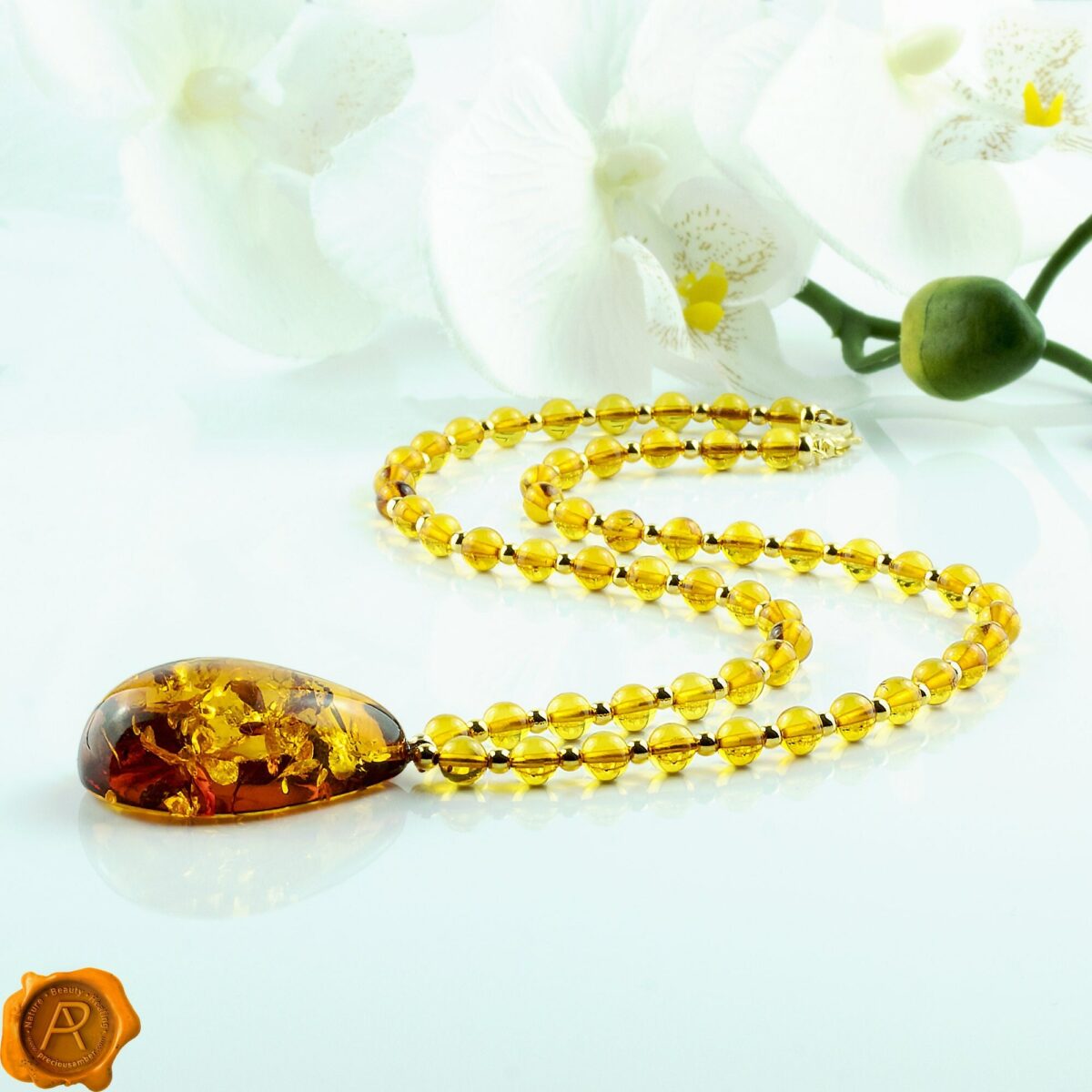 Luxurious Amber Teardrop Necklace - Image 1