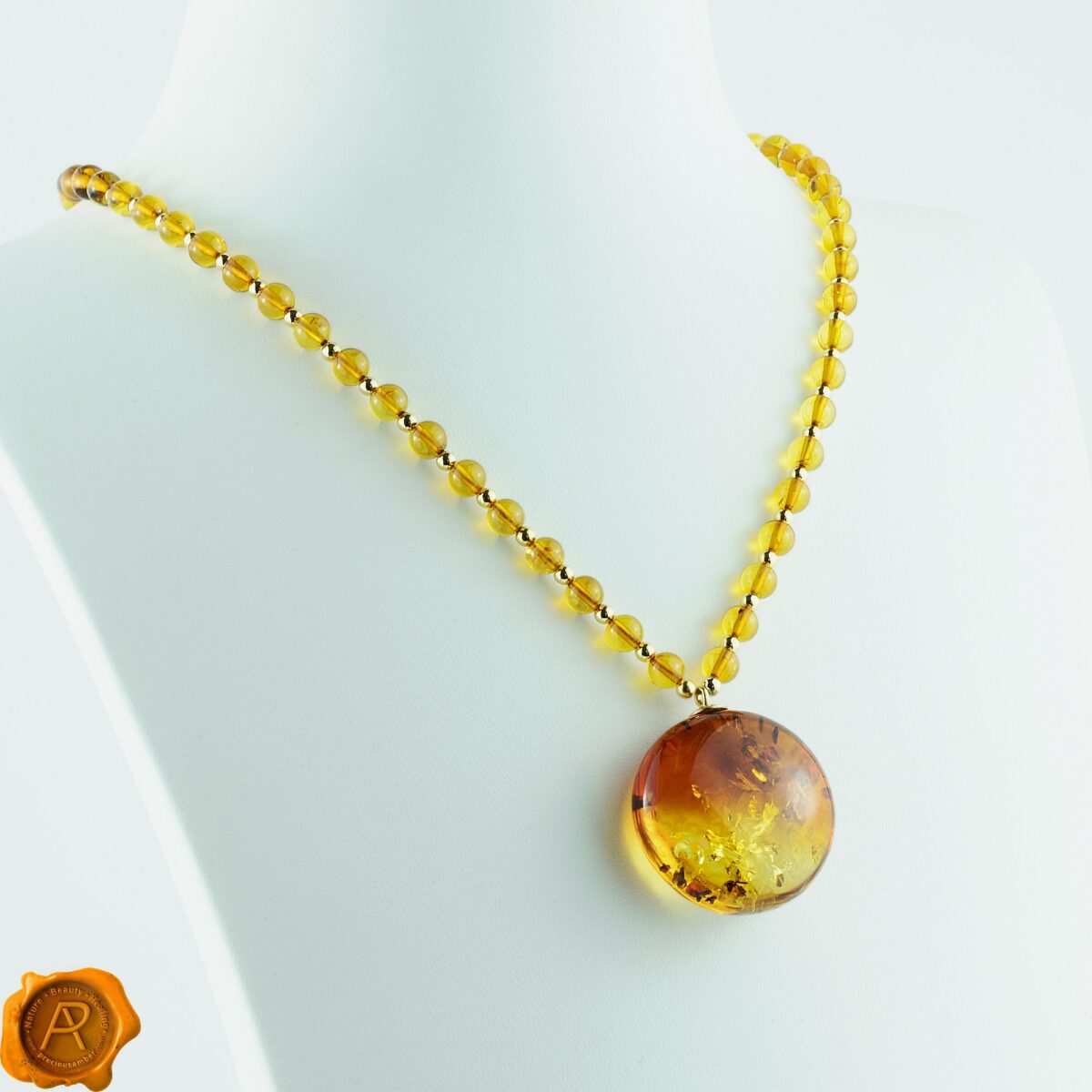 Luxurious Amber Amulet Necklace - Image 4