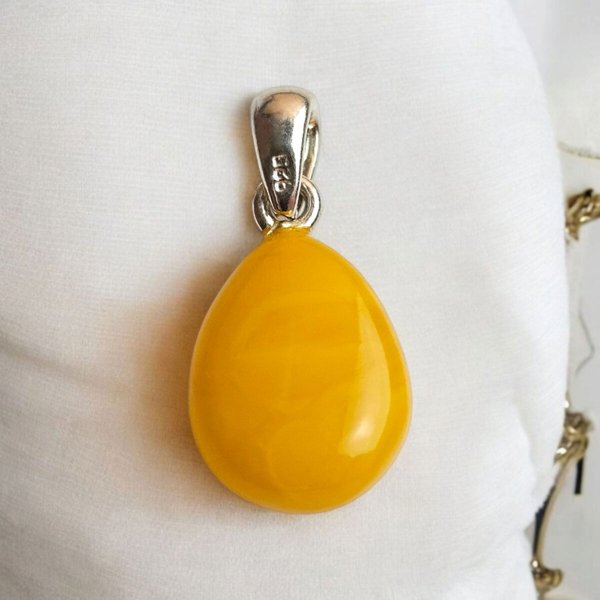 Natural Dainty Classic Teardrop Yellow Baltic Amber Pendant Silver Tiny Gemstone Drop Gift Women, Small Amber Jewelry Vintage Charm Necklace