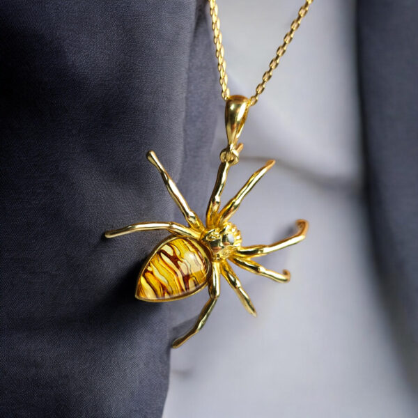 UNISEX Large Gold Silver Spider Baltic Amber Gemstone Pendant Necklace Spiders Gift Amber Spider Lover Arachnophile Jewelry Men Women