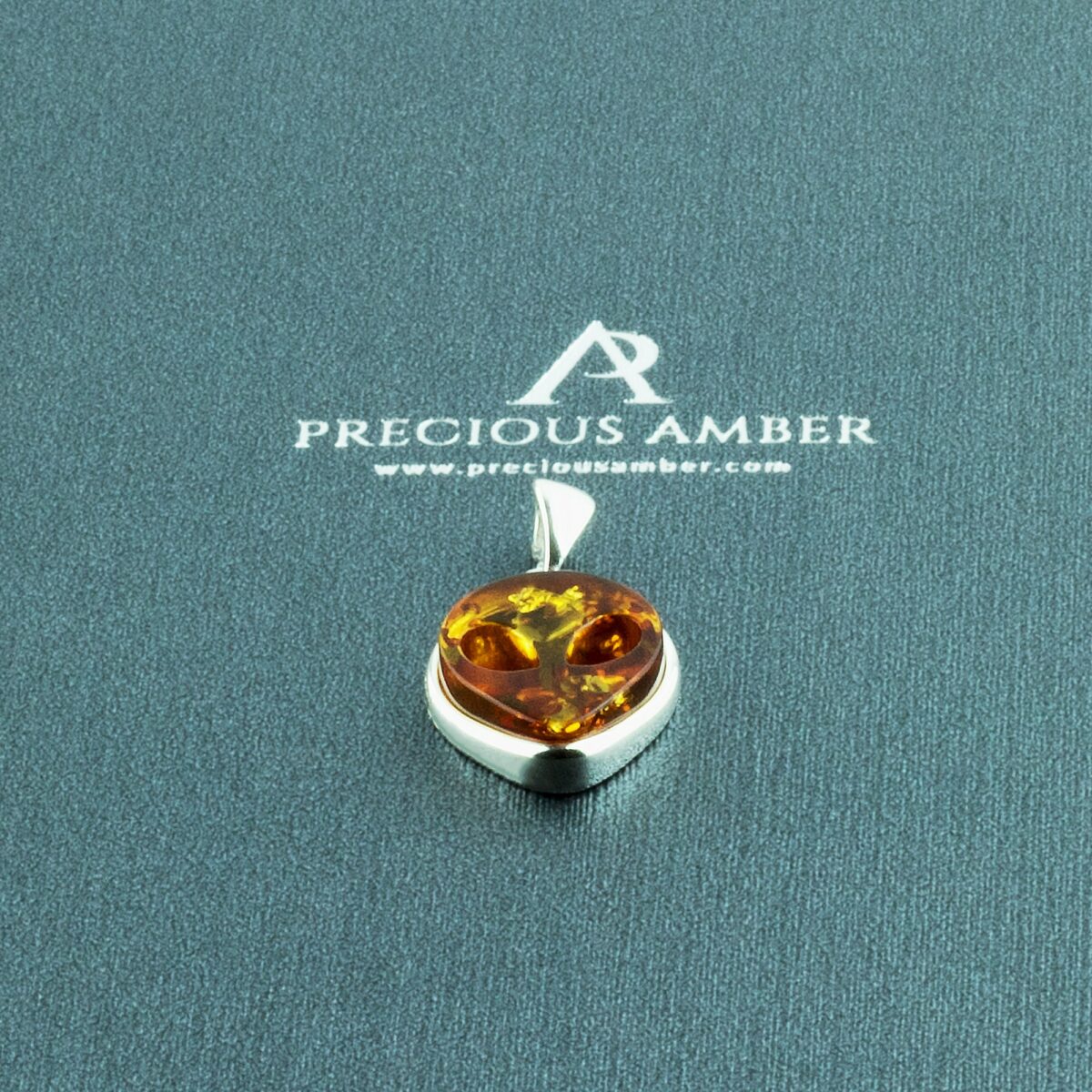 Amber Alien Pendant - Image 3