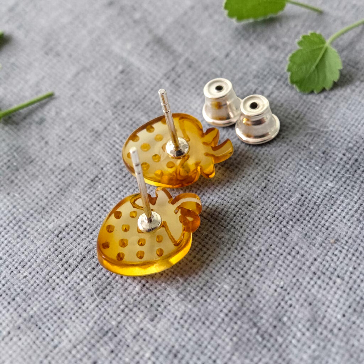 Carved Amber Strawberry Silver Stud Earrings - Image 7