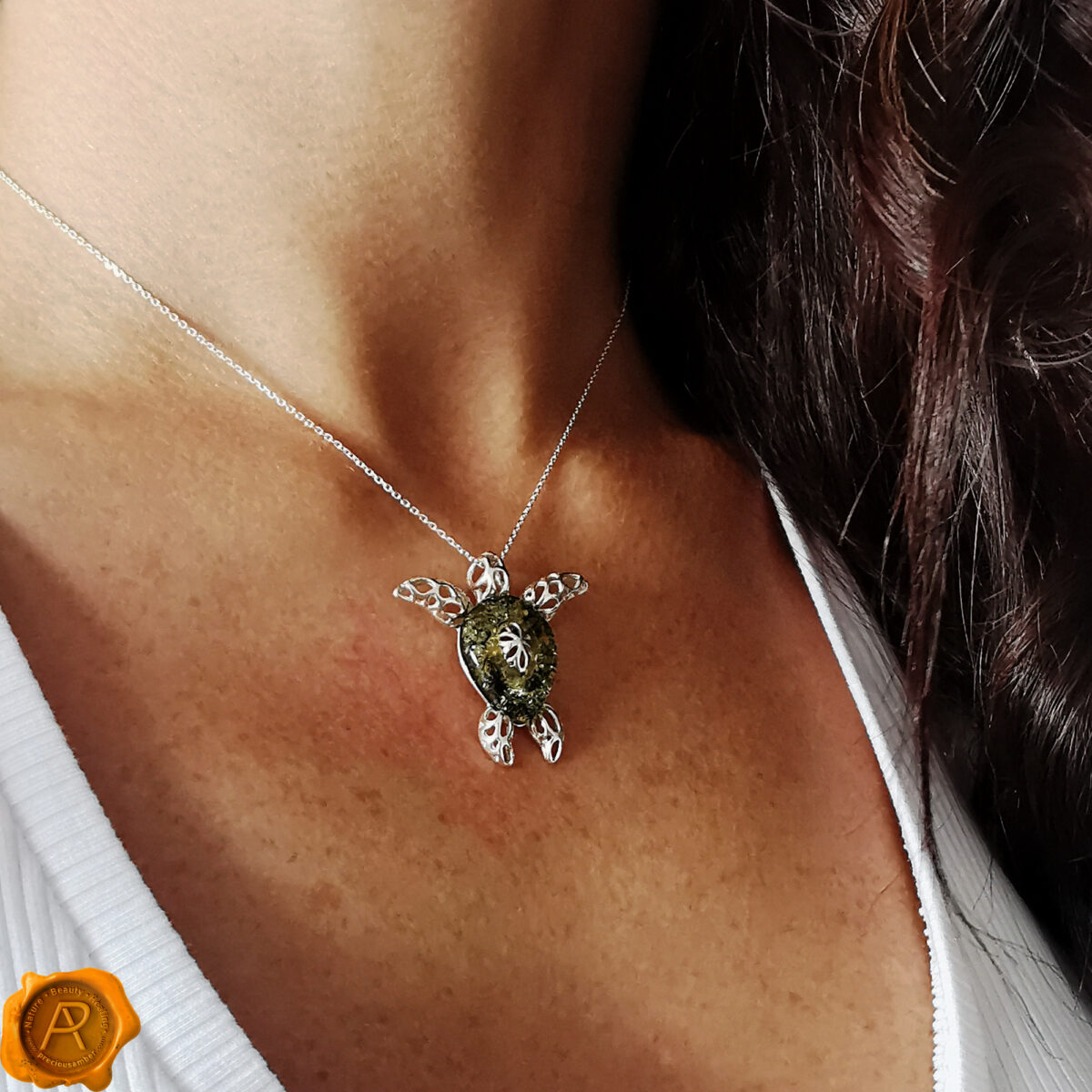 Green Amber Turtle Pendant - Image 2
