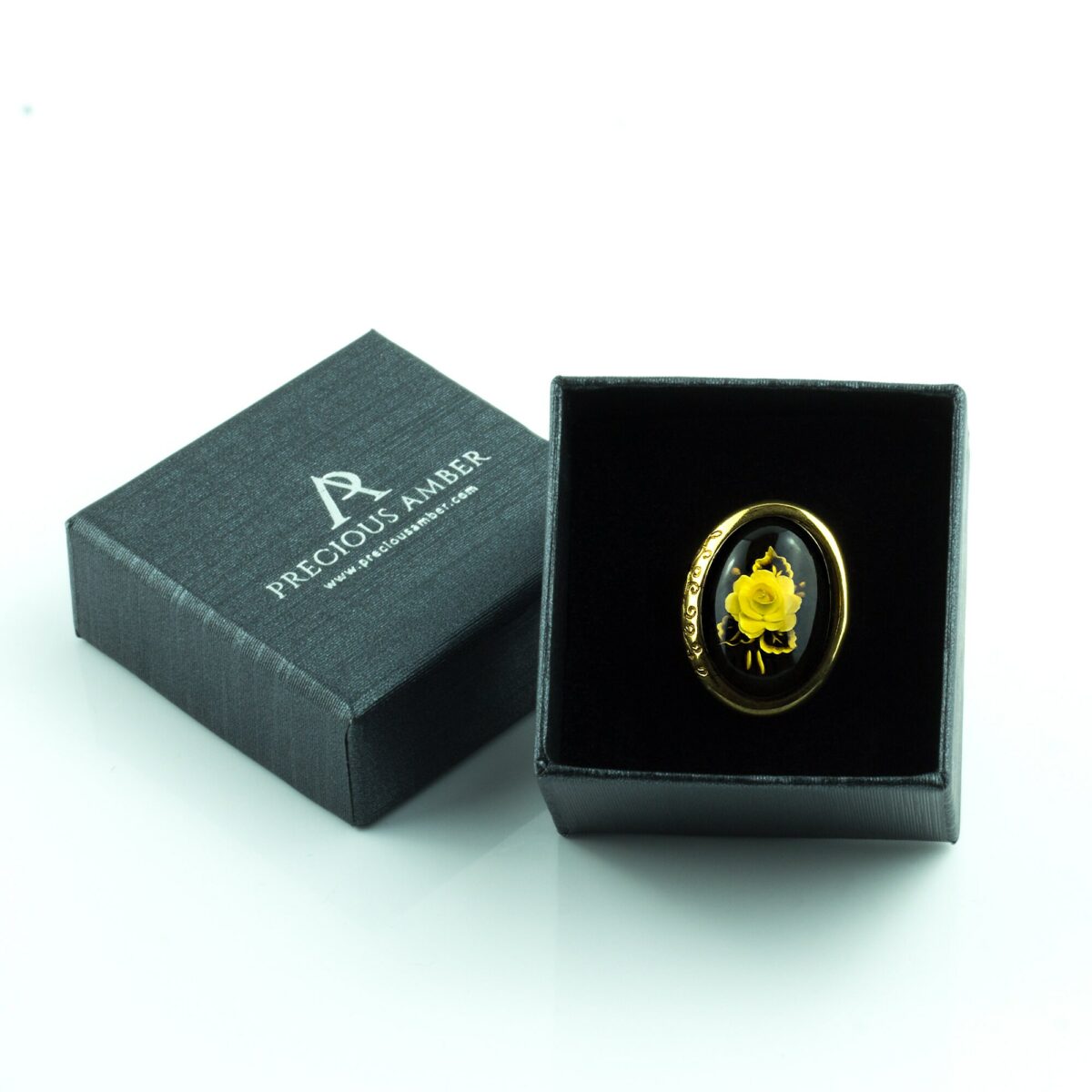 Amber Gold Cameo Ring - Image 4