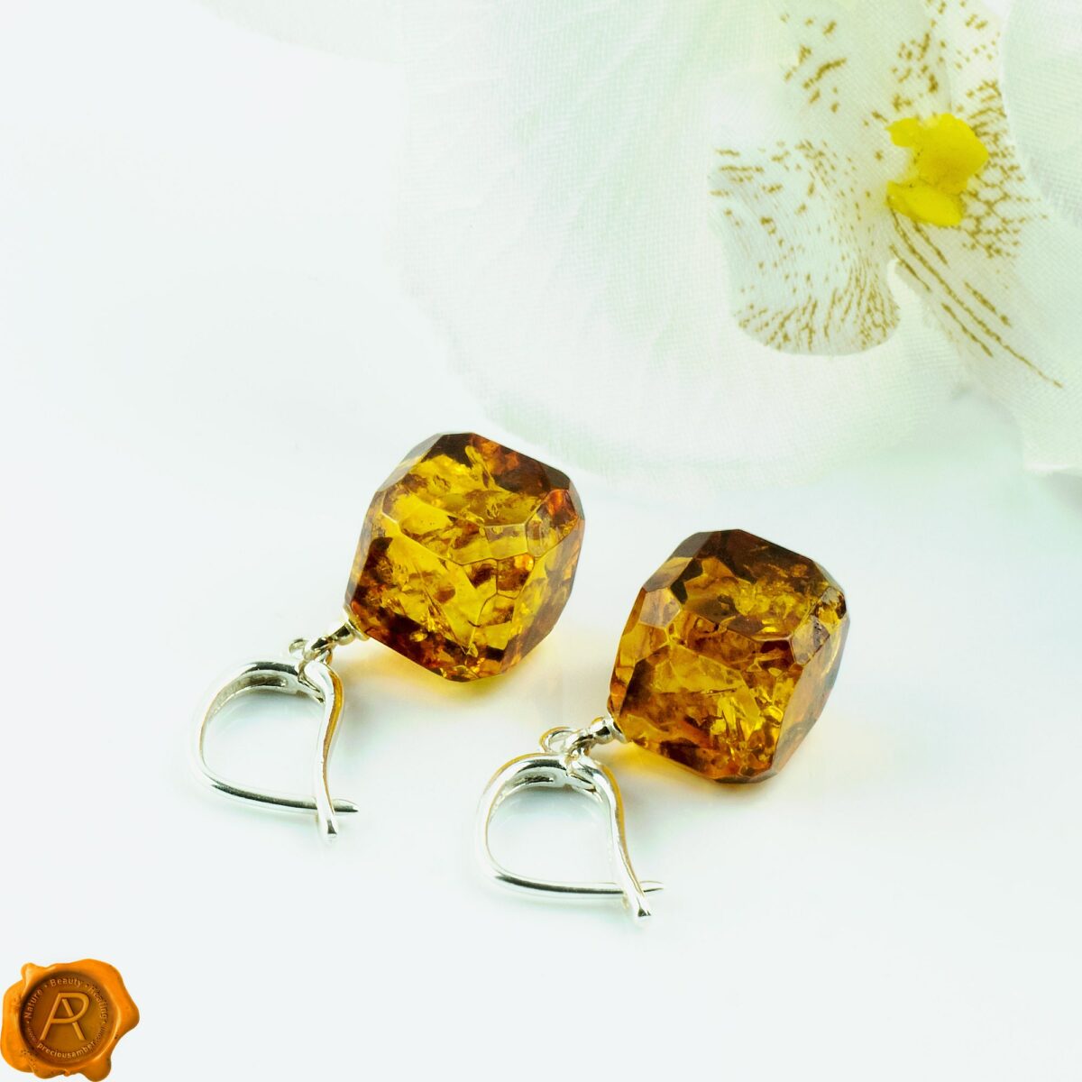 Faceted Amber Cube Earrings - Image 2