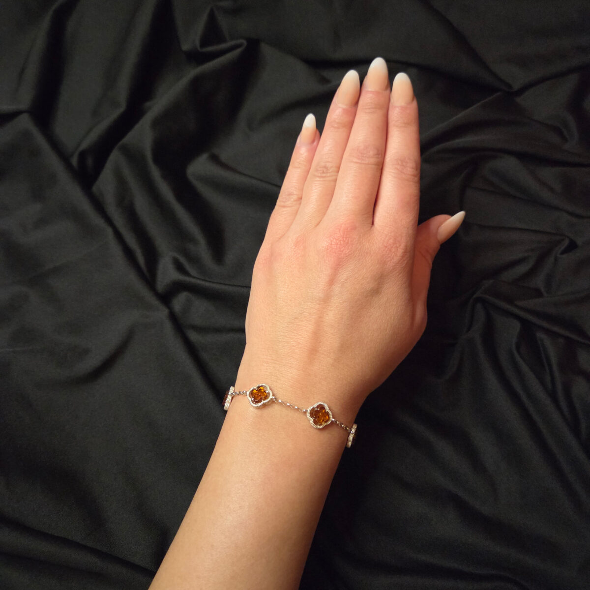 Dainty Four Leaf Clover Bracelet | Small Honey Baltic Amber Silver Link Bracelet | Lucky Charm Adjustable Gift for Her Irish Jewellery