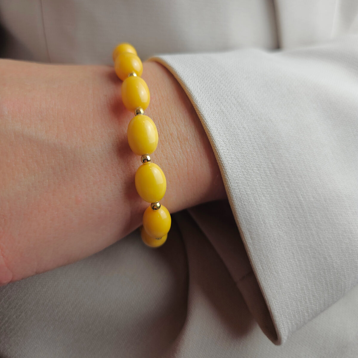 Butterscotch Natural Yellow Baltic Amber Gold Bracelet Gemstone Elastic Stretchy Bracelets