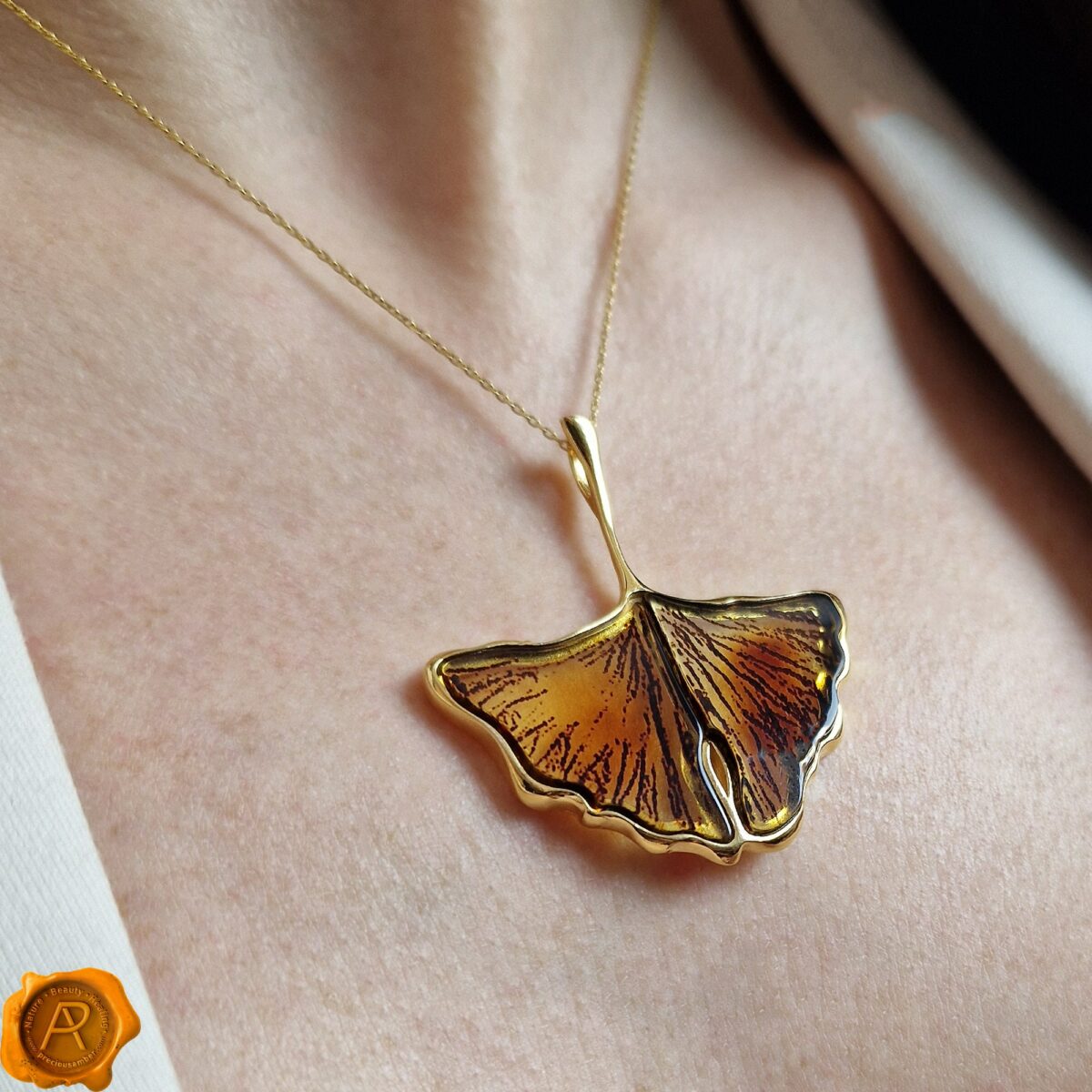 Carved Amber Gold Ginkgo Leaf Pendant - Image 2